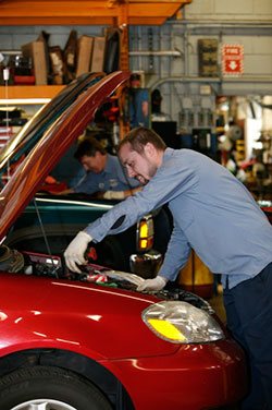 Oil change in Naperville, IL | Naper Auto Works